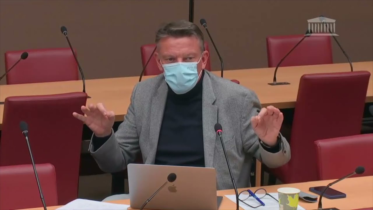 Philippe Berta interroge Pascale Auge, présidente d’Inserm Transfert, sur la valorisation