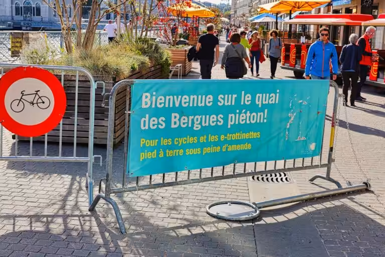 Pourquoi la « dénumérisation » de nos services publics est devenue une urgence incontournable